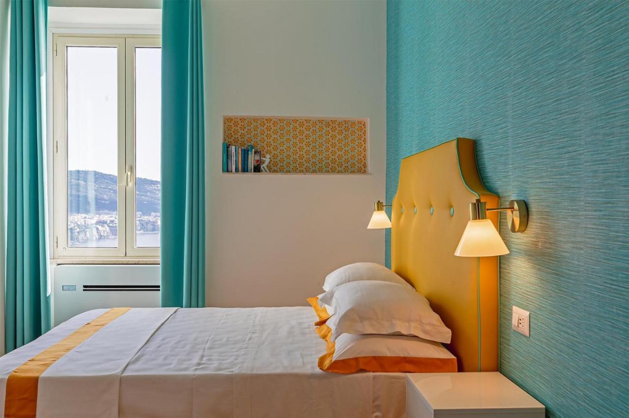 Apartamento Bella Vista House-Sorrento Coast - Free Parking-Solarium Vico Equense Exterior foto