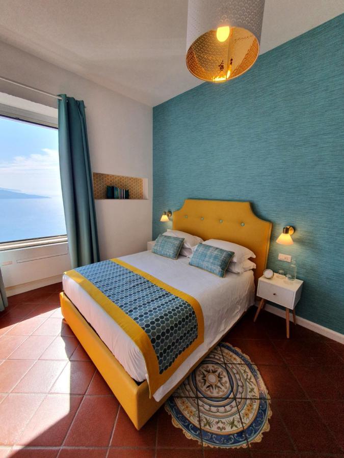 Apartamento Bella Vista House-Sorrento Coast - Free Parking-Solarium Vico Equense Exterior foto