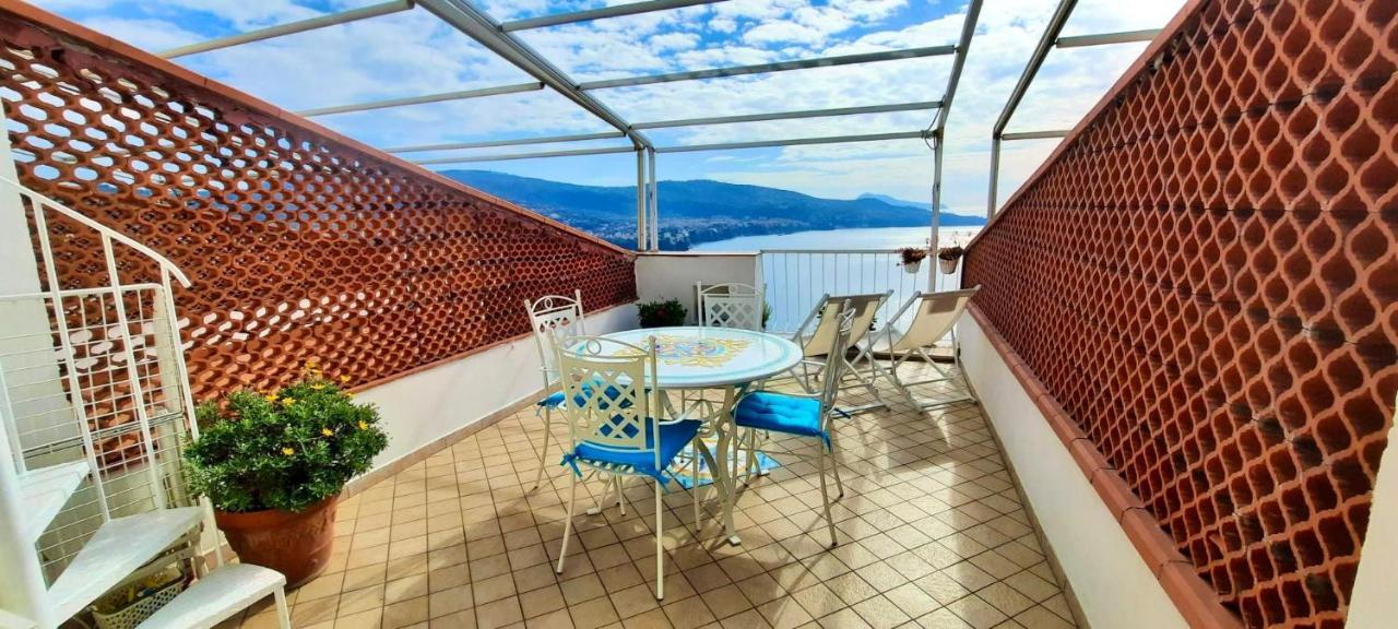 Apartamento Bella Vista House-Sorrento Coast - Free Parking-Solarium Vico Equense Exterior foto